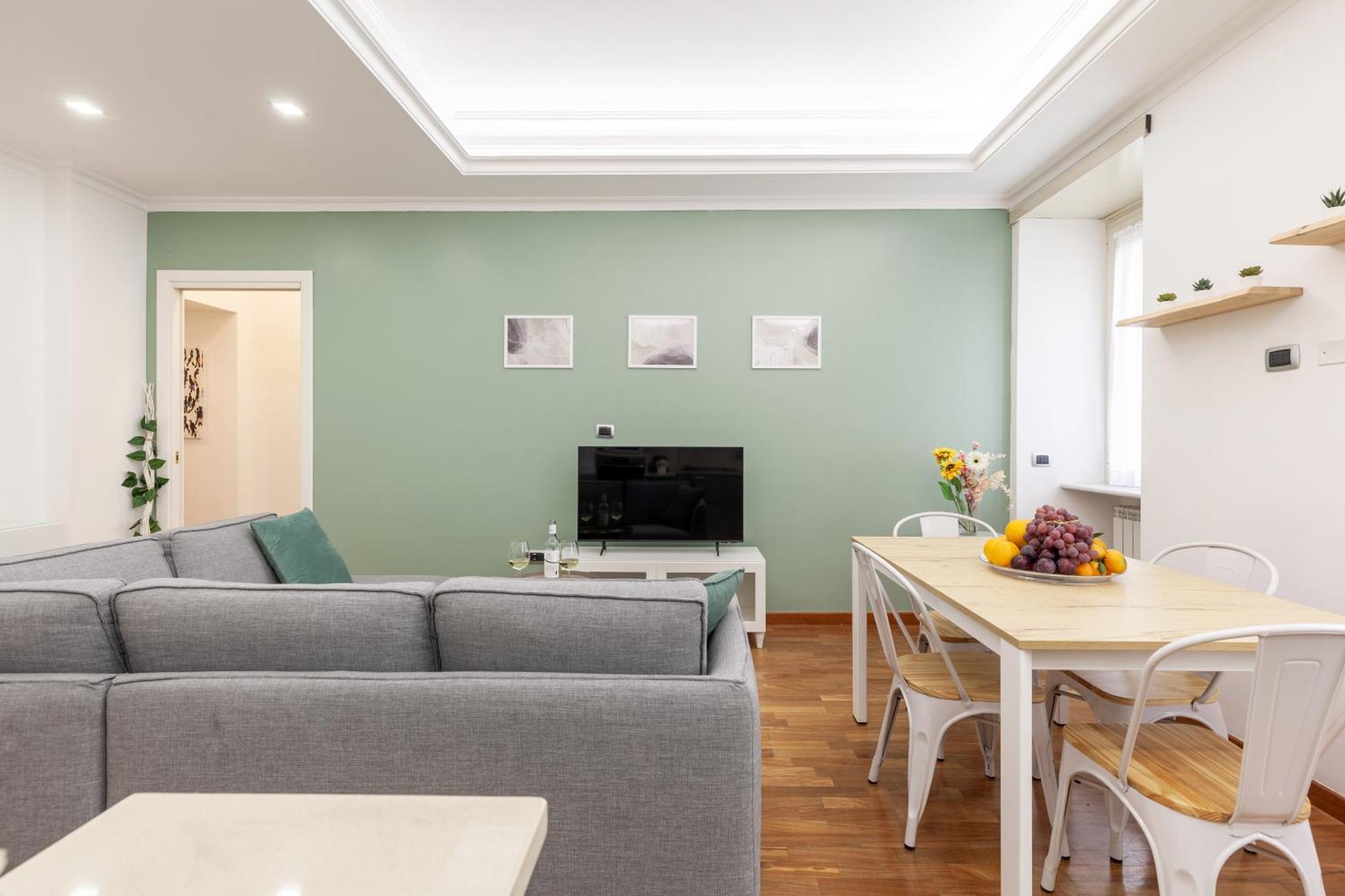 Appartamento Hostly-wood And Colors Midtown-just 7min To Colosseum *